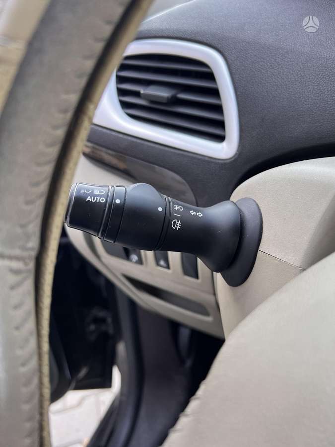 Renault Scenic 2010 — фото 24