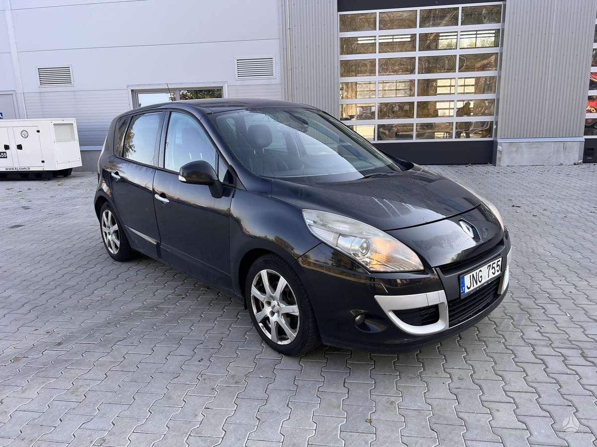 Renault Scenic 2010 — двигун 1870 cm³, 131 HP (96kW)