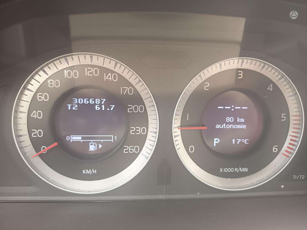 Volvo XC60 2009 — photo 5