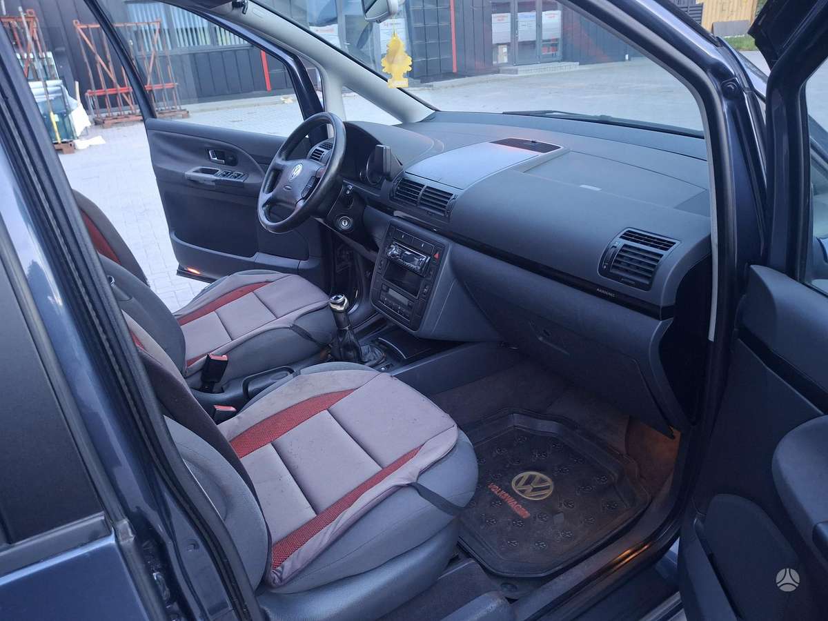 Volkswagen Sharan 2005 — photo 17