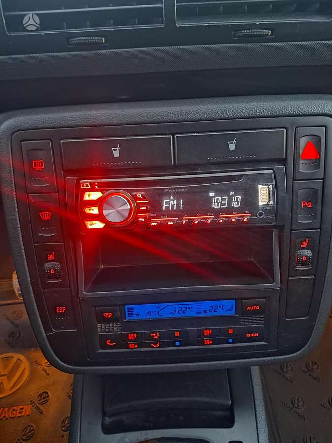 Volkswagen Sharan 2005 — photo 22