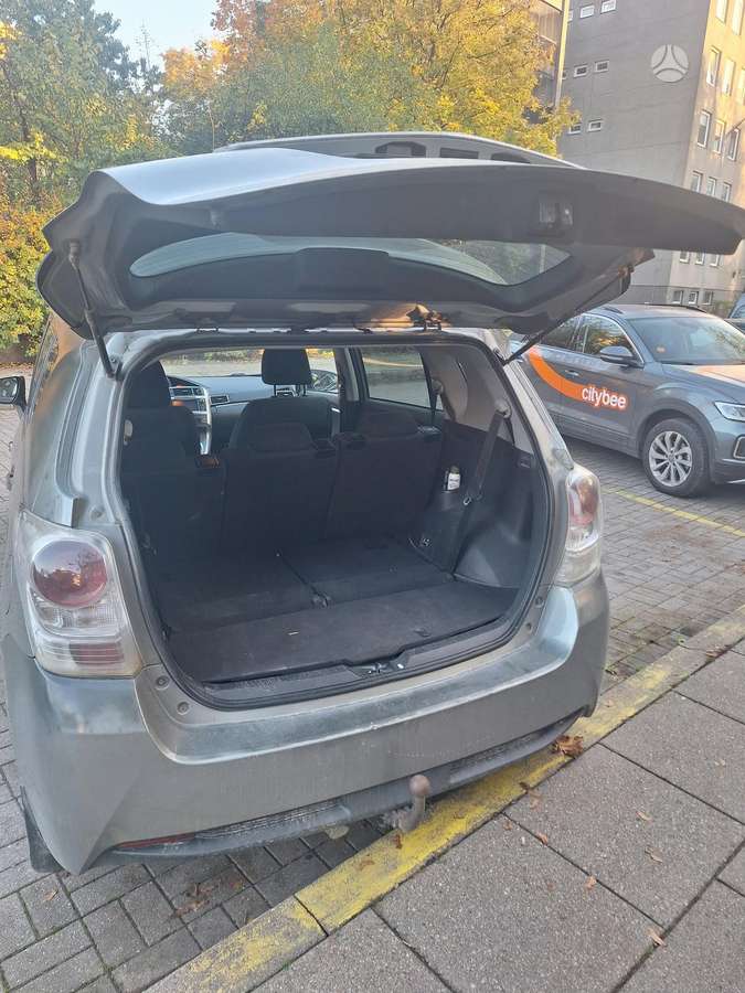 Toyota Verso 2013 — photo 5