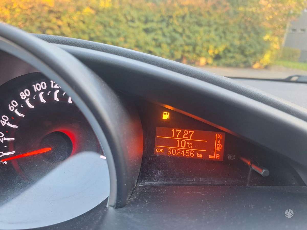 Toyota Verso 2013 — photo 8
