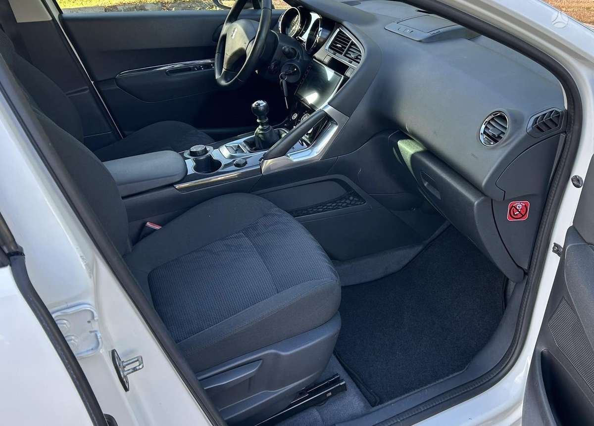 Peugeot 3008 2013 — photo 10