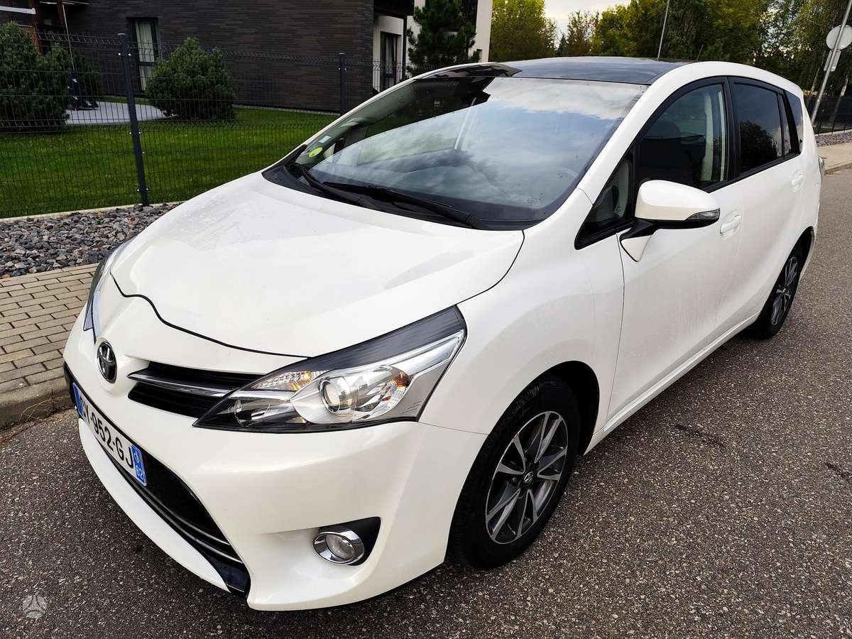 Toyota Verso 2013 — vehicle for AFU Ukraine