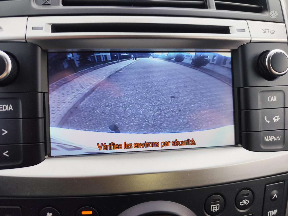 Toyota Verso 2013 — photo 21