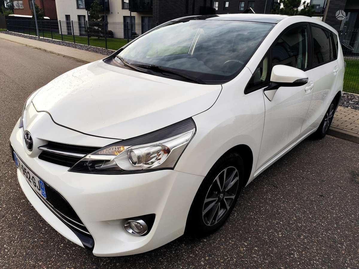 Toyota Verso 2013 — photo 5
