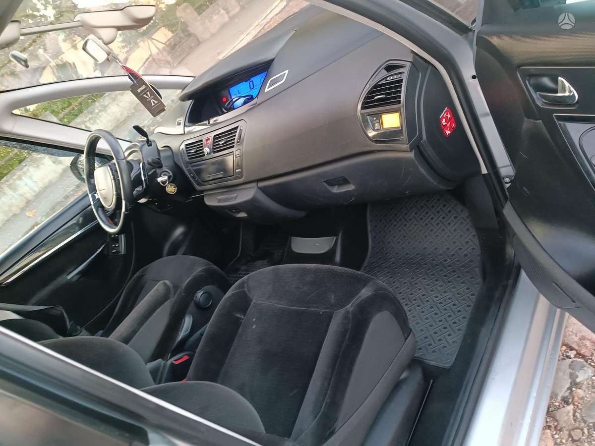 Citroen Grand 2008 — photo 10