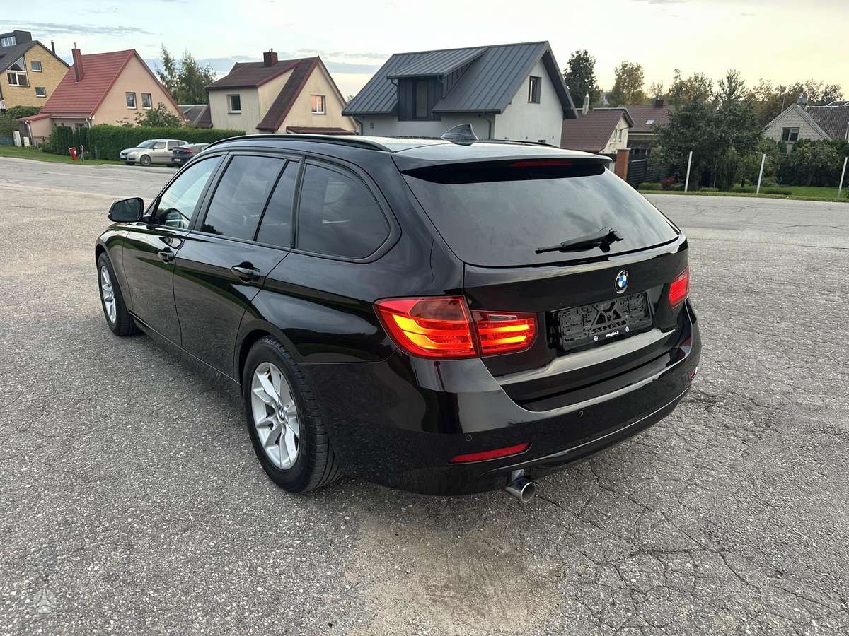 BMW 318 2013 — photo 7
