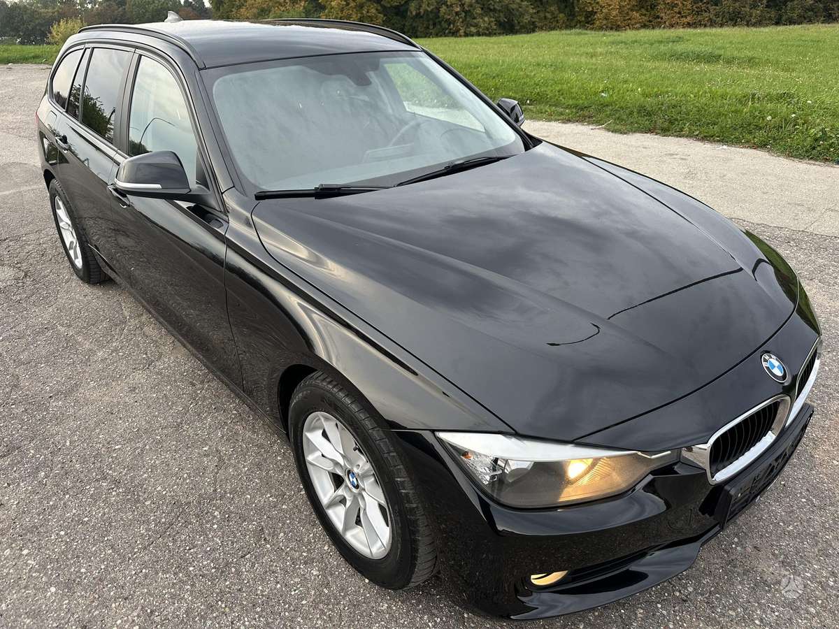 BMW 318 2013 — photo 9
