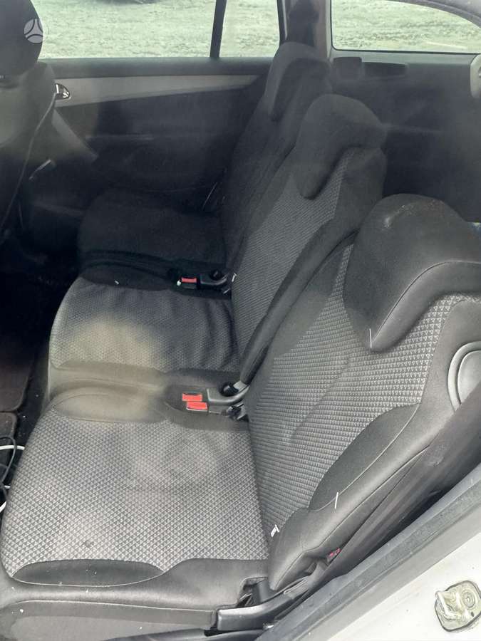 Citroen Grand 2010 — photo 10