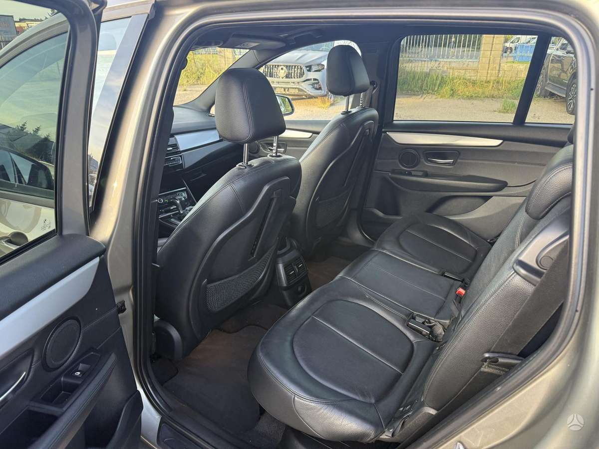 BMW 220 2015 — photo 8
