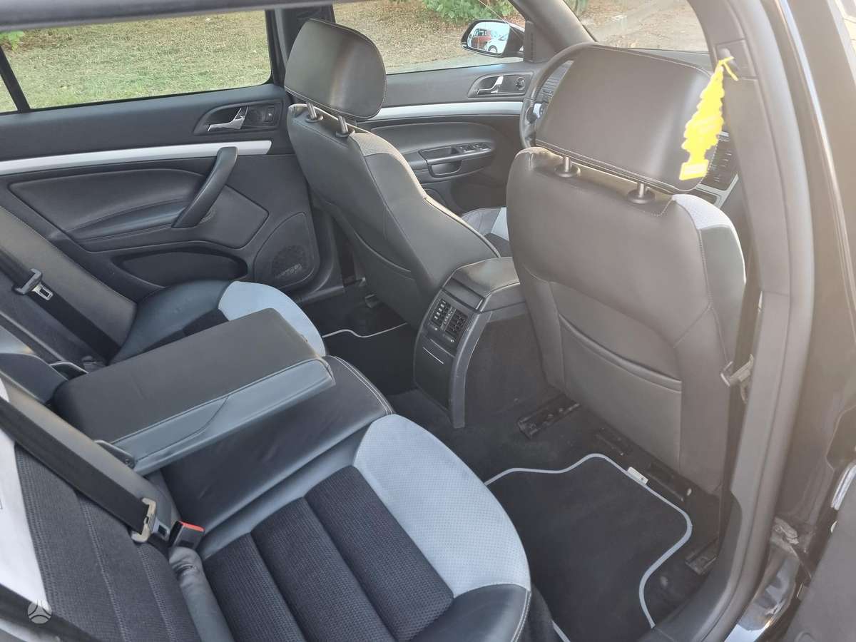 Skoda Octavia 2009 — photo 11