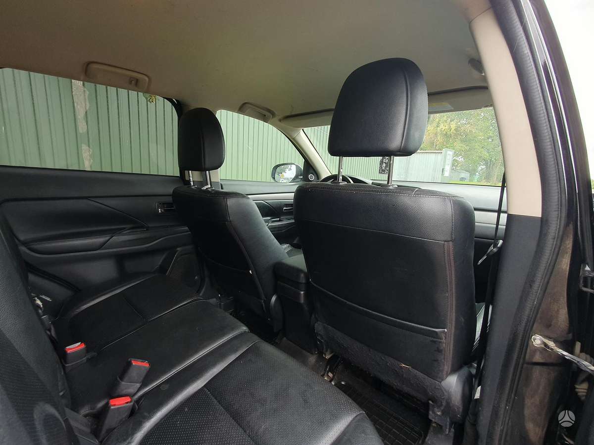 Mitsubishi Outlander 2013 — photo 14