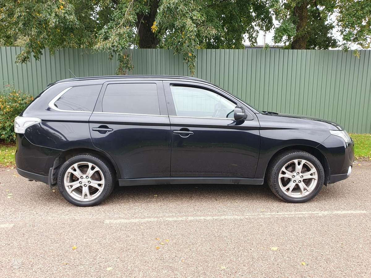 Mitsubishi Outlander 2013 — engine 2268 cm³, 150 HP (110kW)