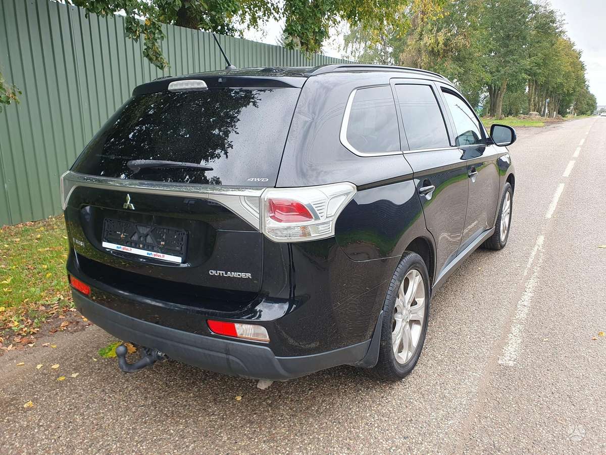 Mitsubishi Outlander 2013 — photo 5