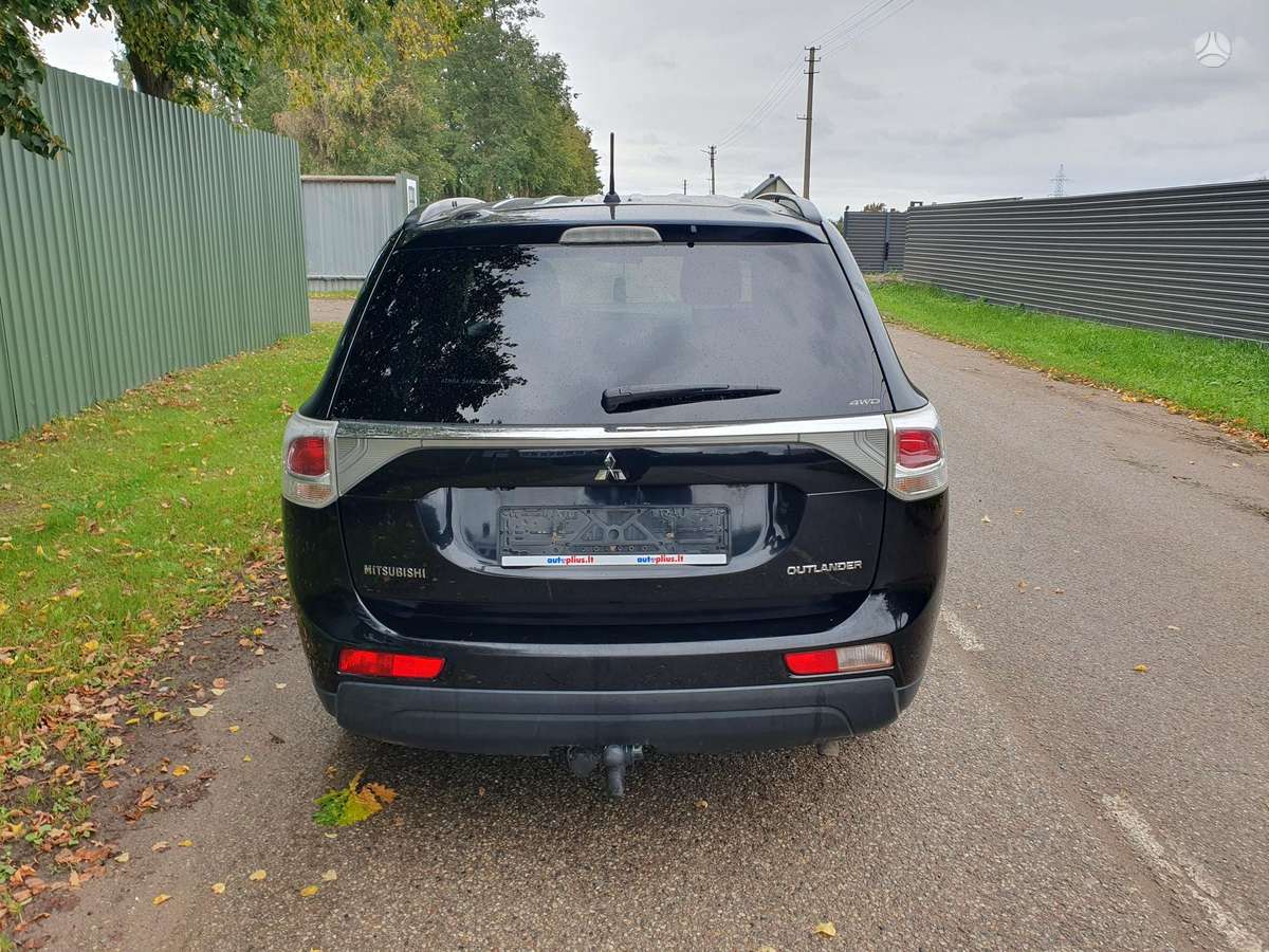 Mitsubishi Outlander 2013 — photo 6