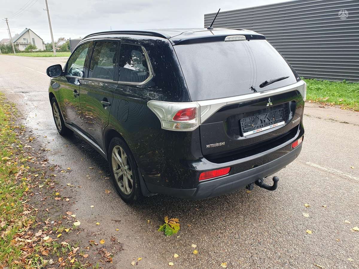 Mitsubishi Outlander 2013 — photo 7