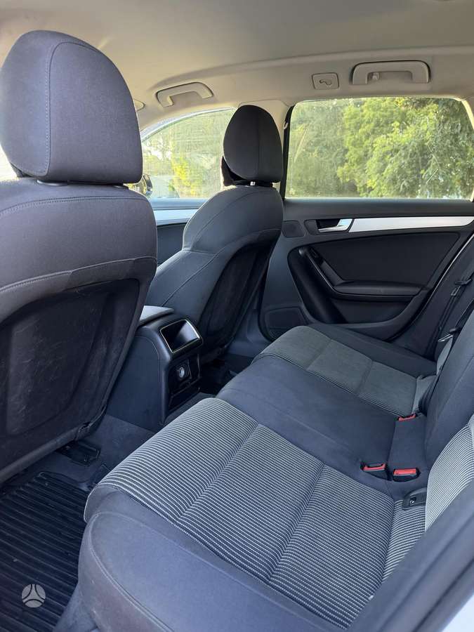 Audi A4 2008 — photo 10