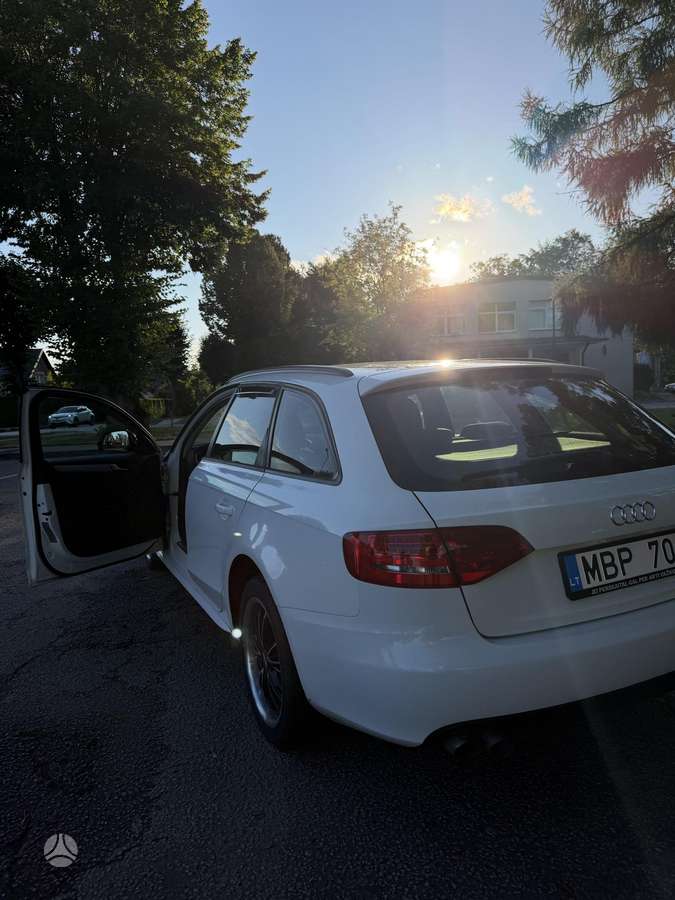 Audi A4 2008 — photo 6