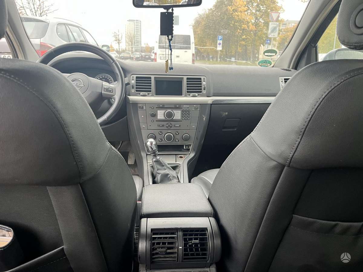 Opel Vectra 2008 — photo 6