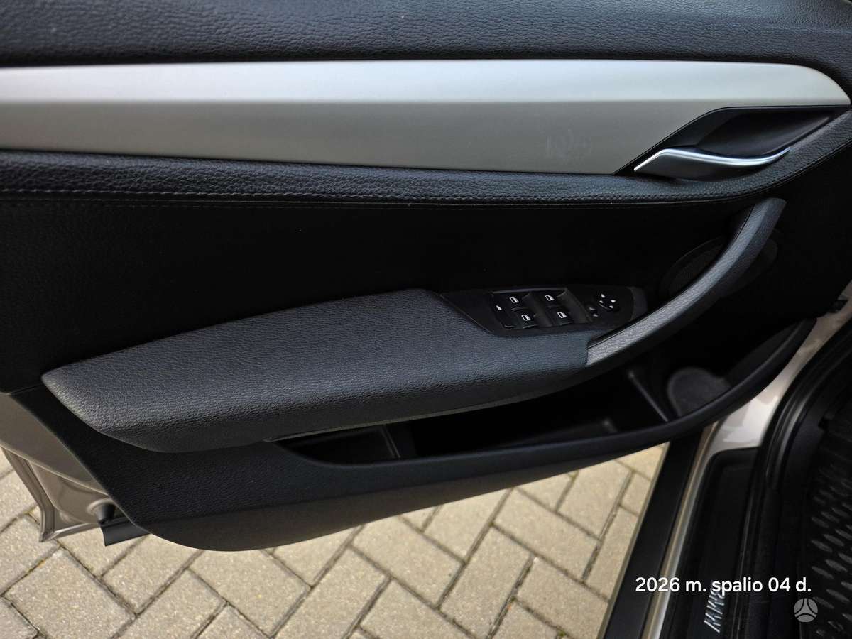 BMW X1 2011 — photo 13