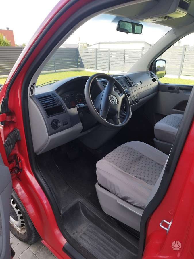 Volkswagen Transporter 2007 — photo 12