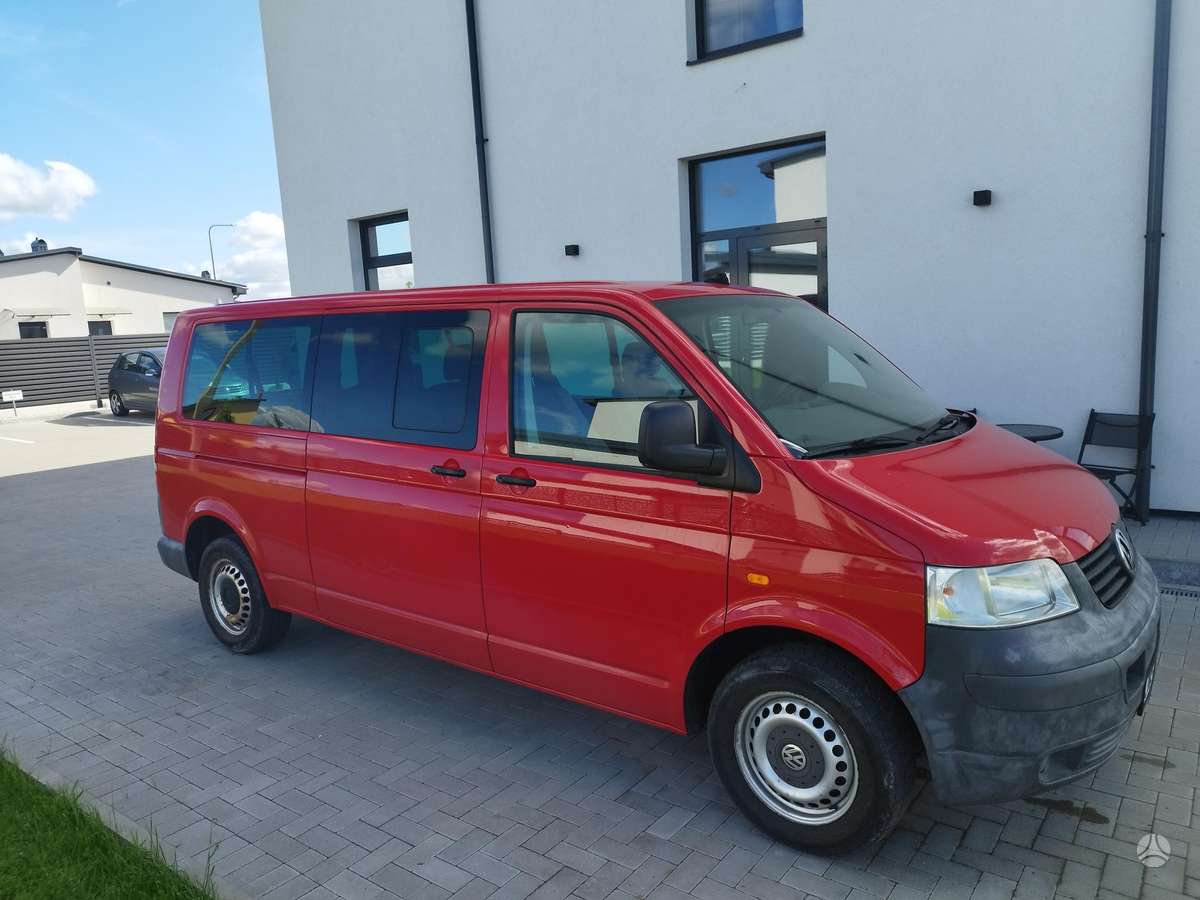 Volkswagen Transporter 2007 — rear view