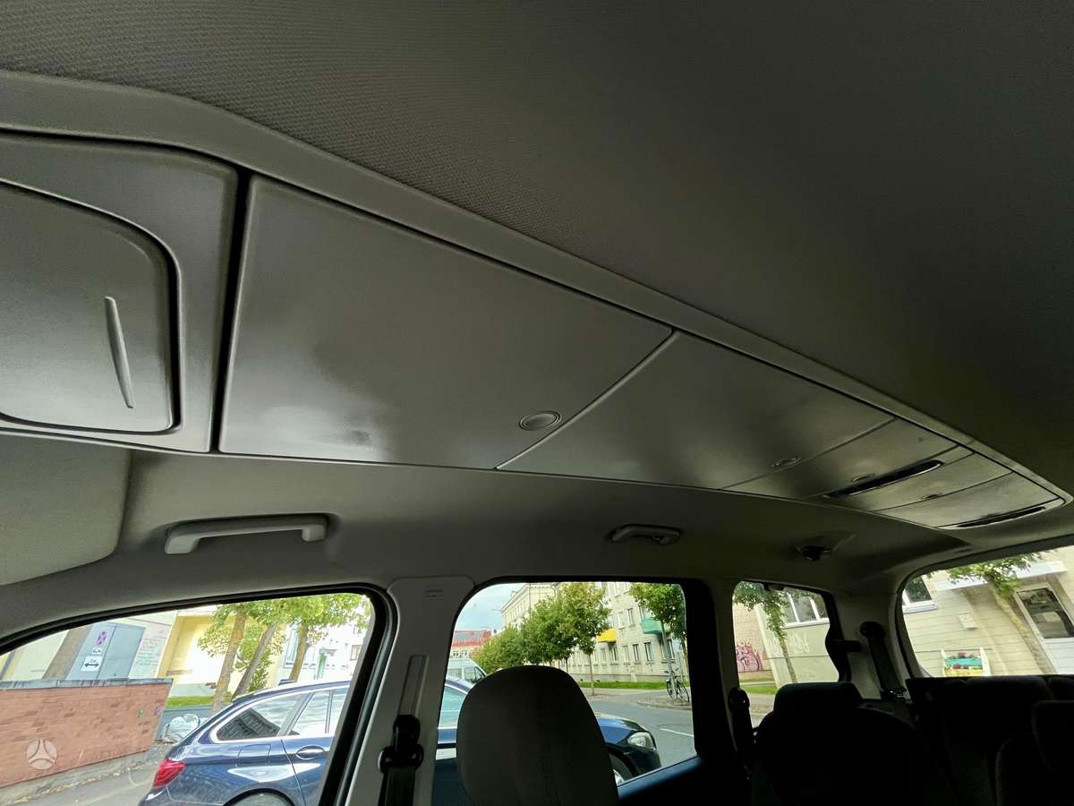 Ford Galaxy 2014 — фото 11