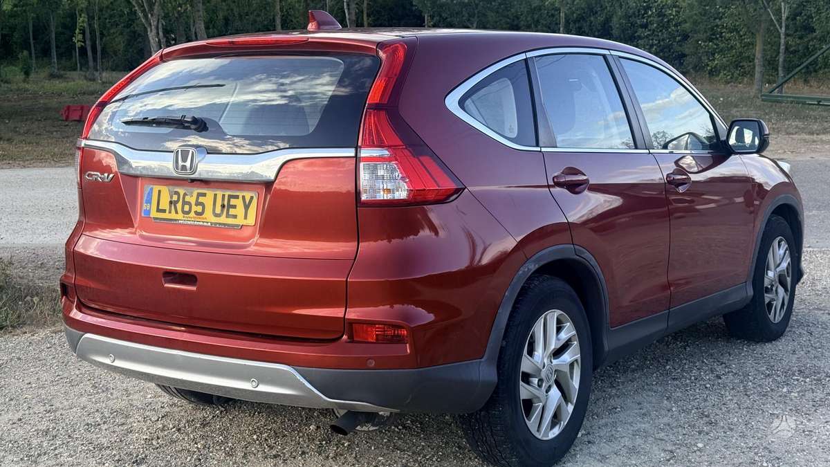 Honda CR-V 2015 — interior
