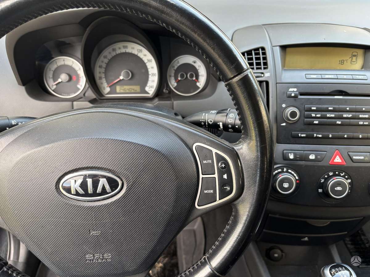 Kia Ceed 2009 — photo 10