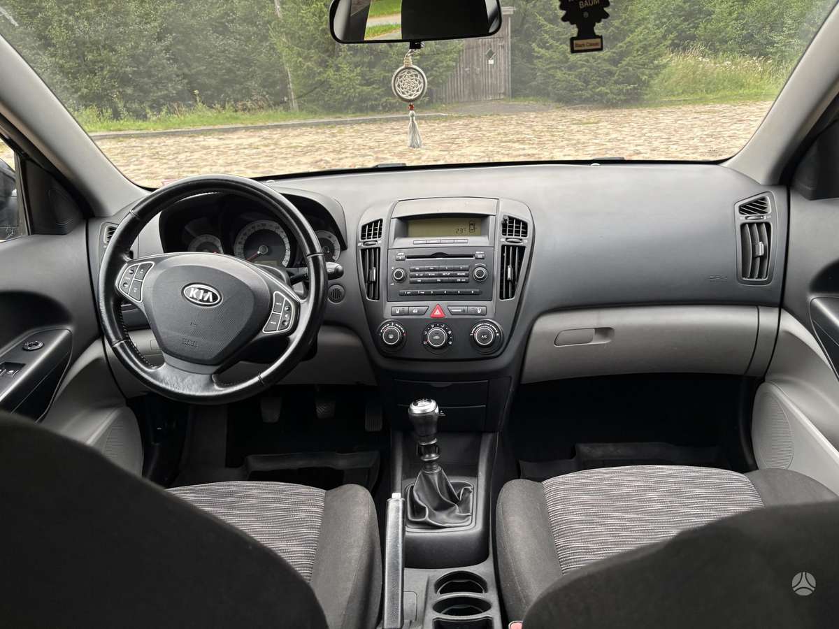 Kia Ceed 2009 — photo 5