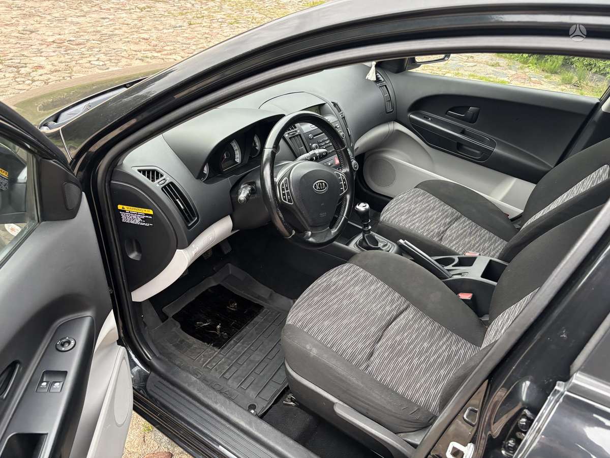 Kia Ceed 2009 — photo 6