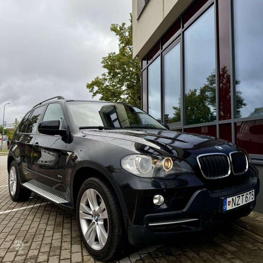 BMW X5 2008 — photo 10