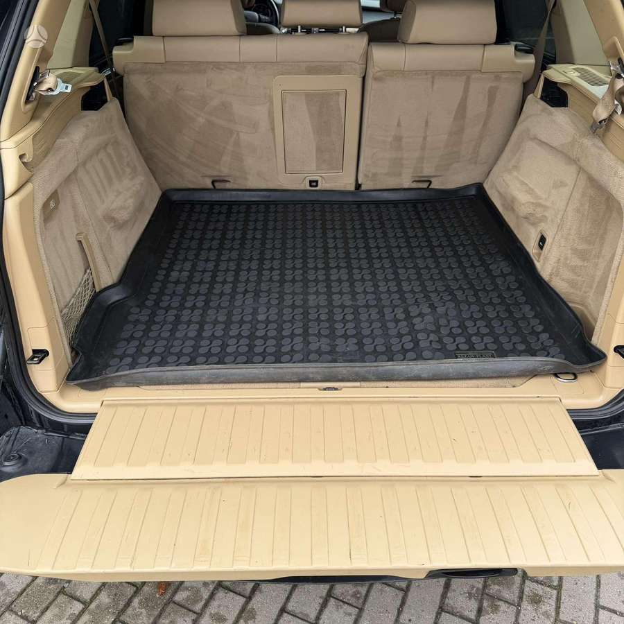 BMW X5 2008 — photo 11