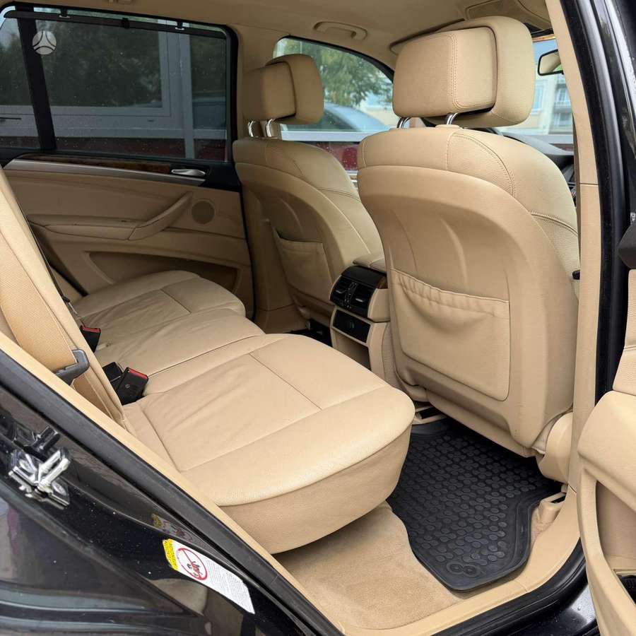 BMW X5 2008 — photo 12