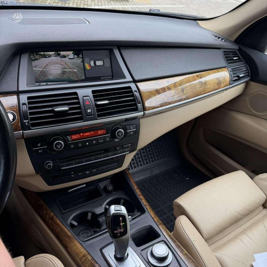 BMW X5 2008 — photo 19
