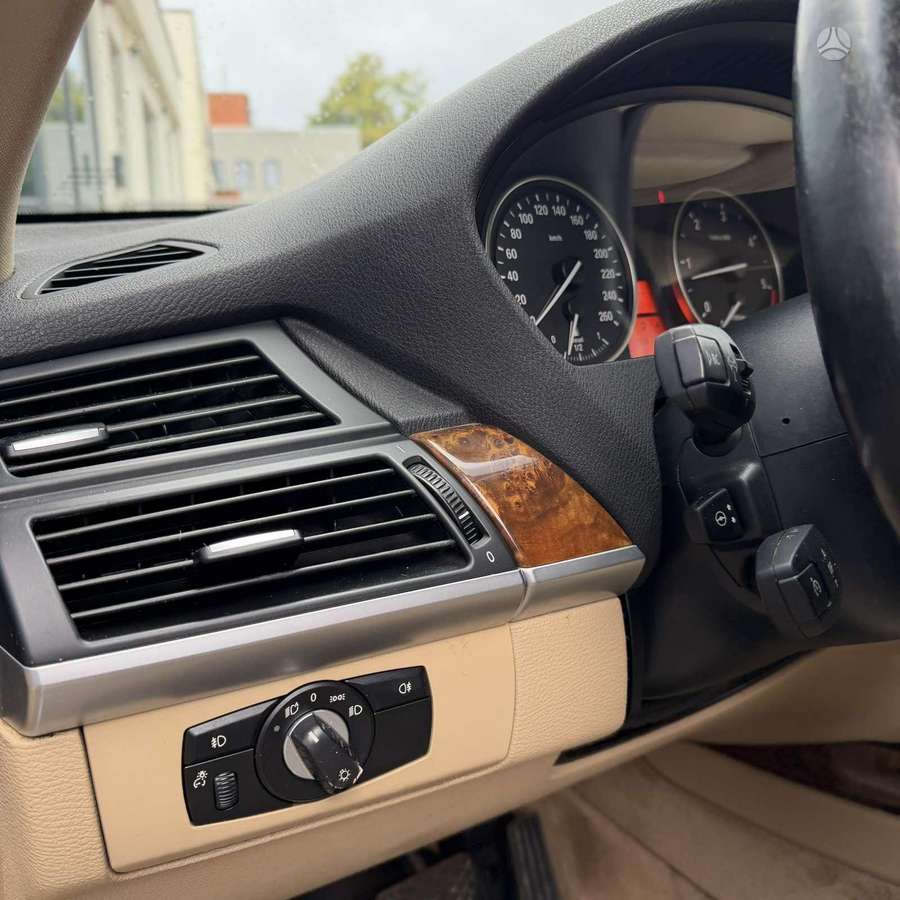 BMW X5 2008 — photo 20