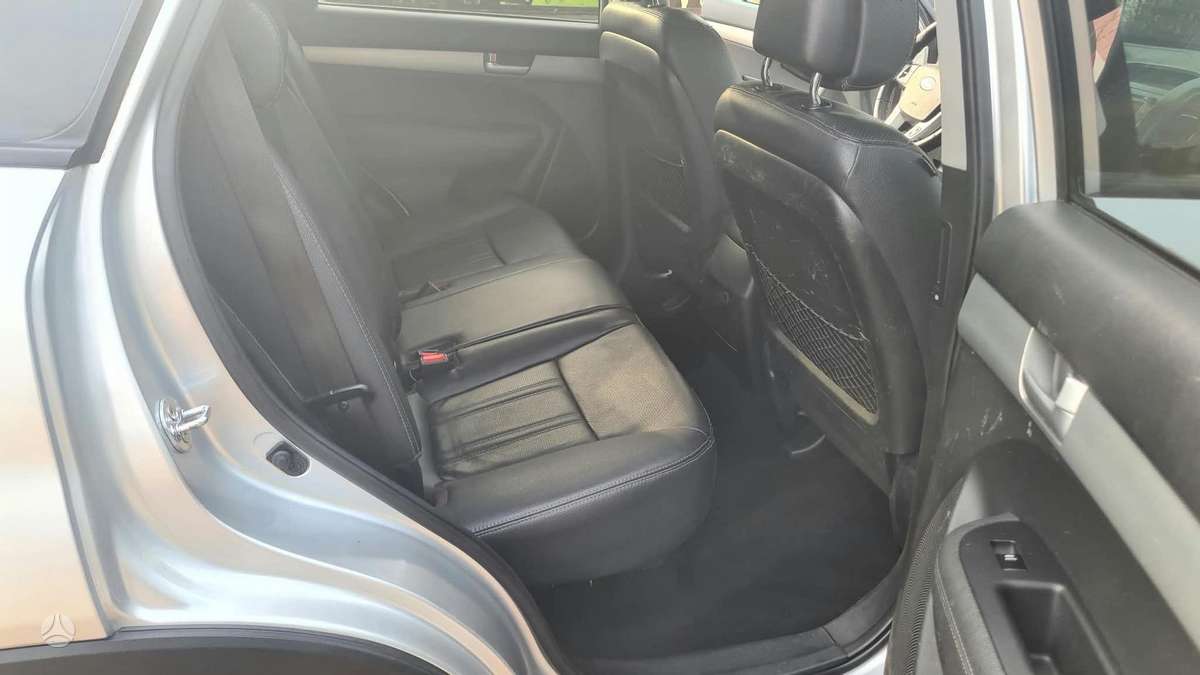 Kia Sorento 2012 — photo 14
