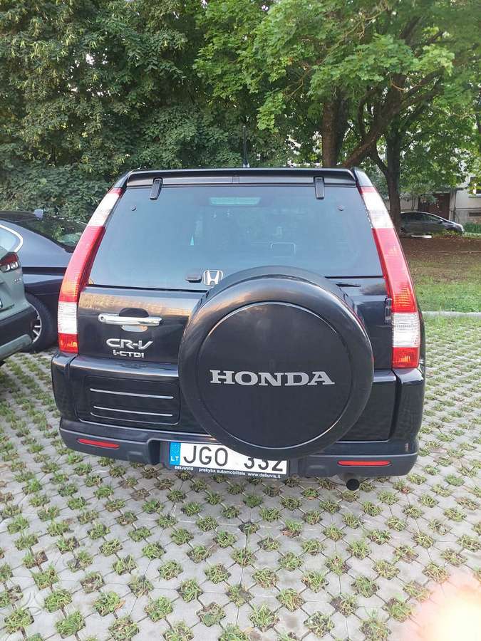 Honda CR-V 2005 — interior