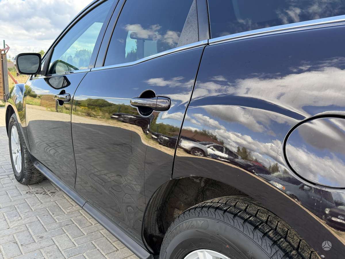 Mazda CX-7 2010 — photo 11