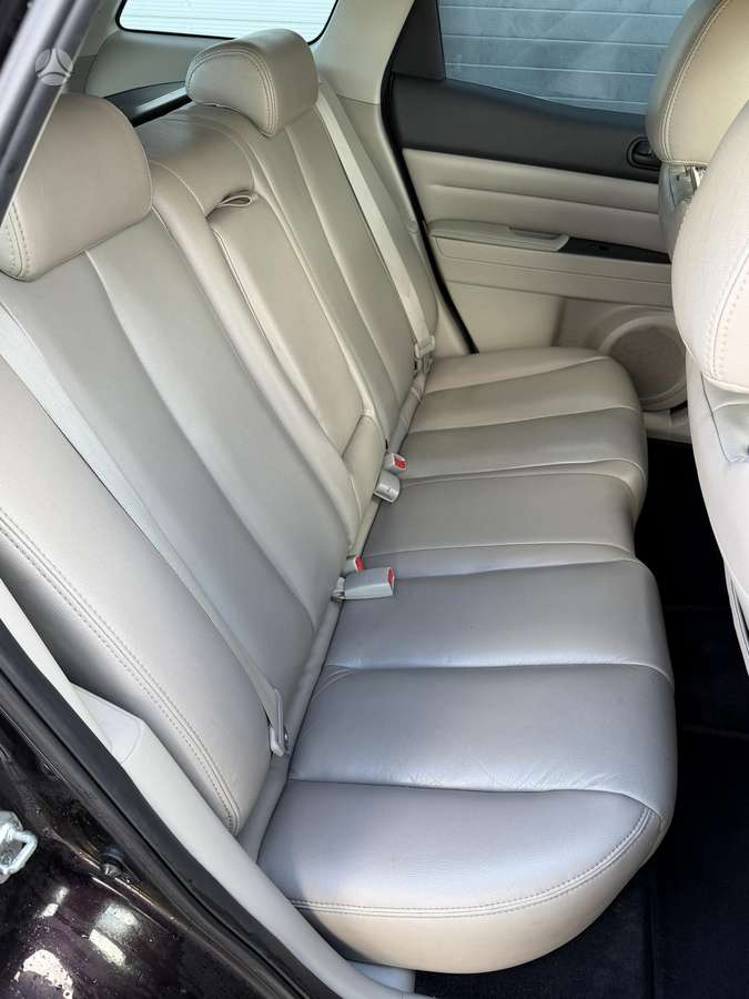 Mazda CX-7 2010 — photo 15