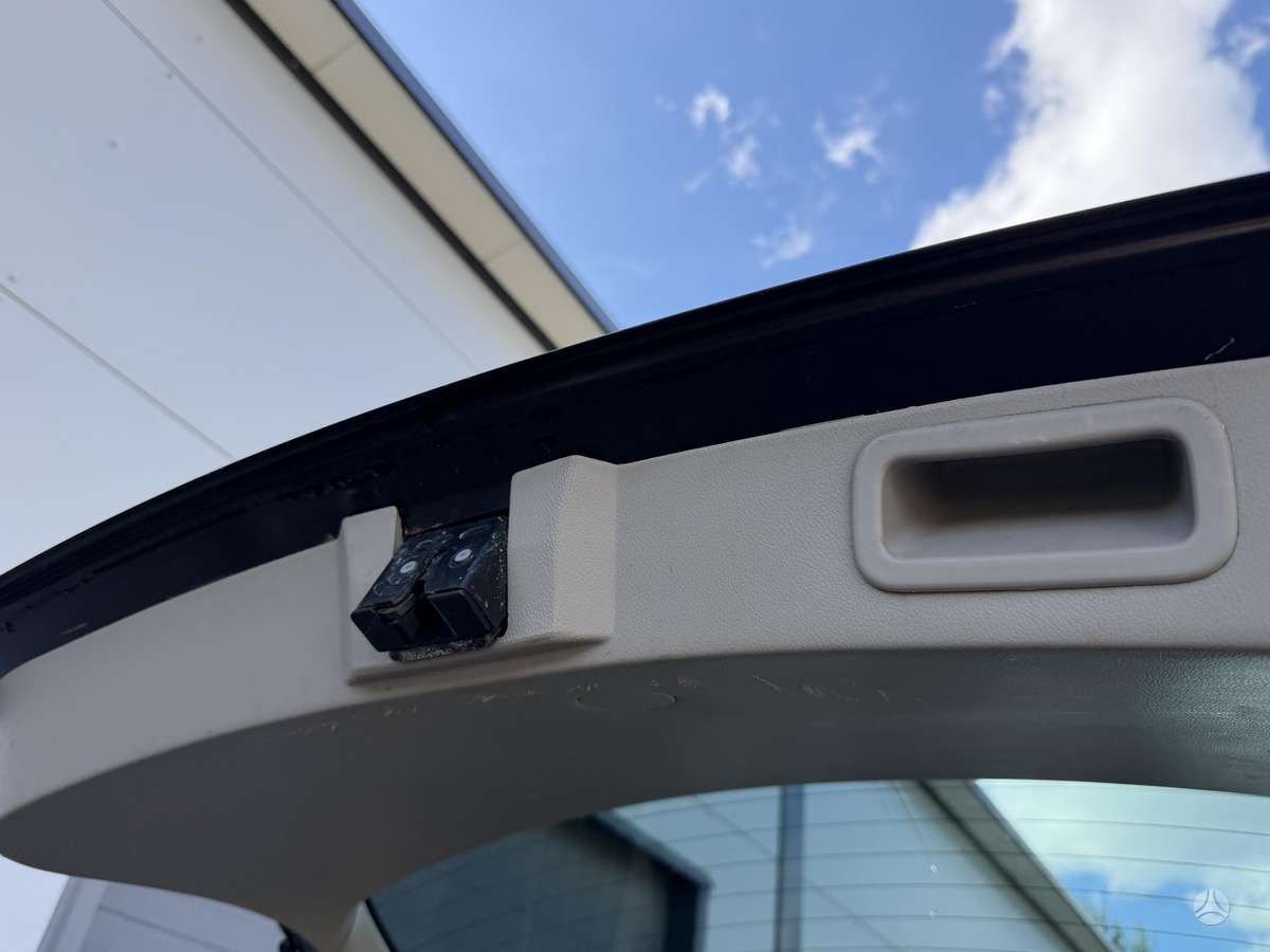 Mazda CX-7 2010 — photo 20