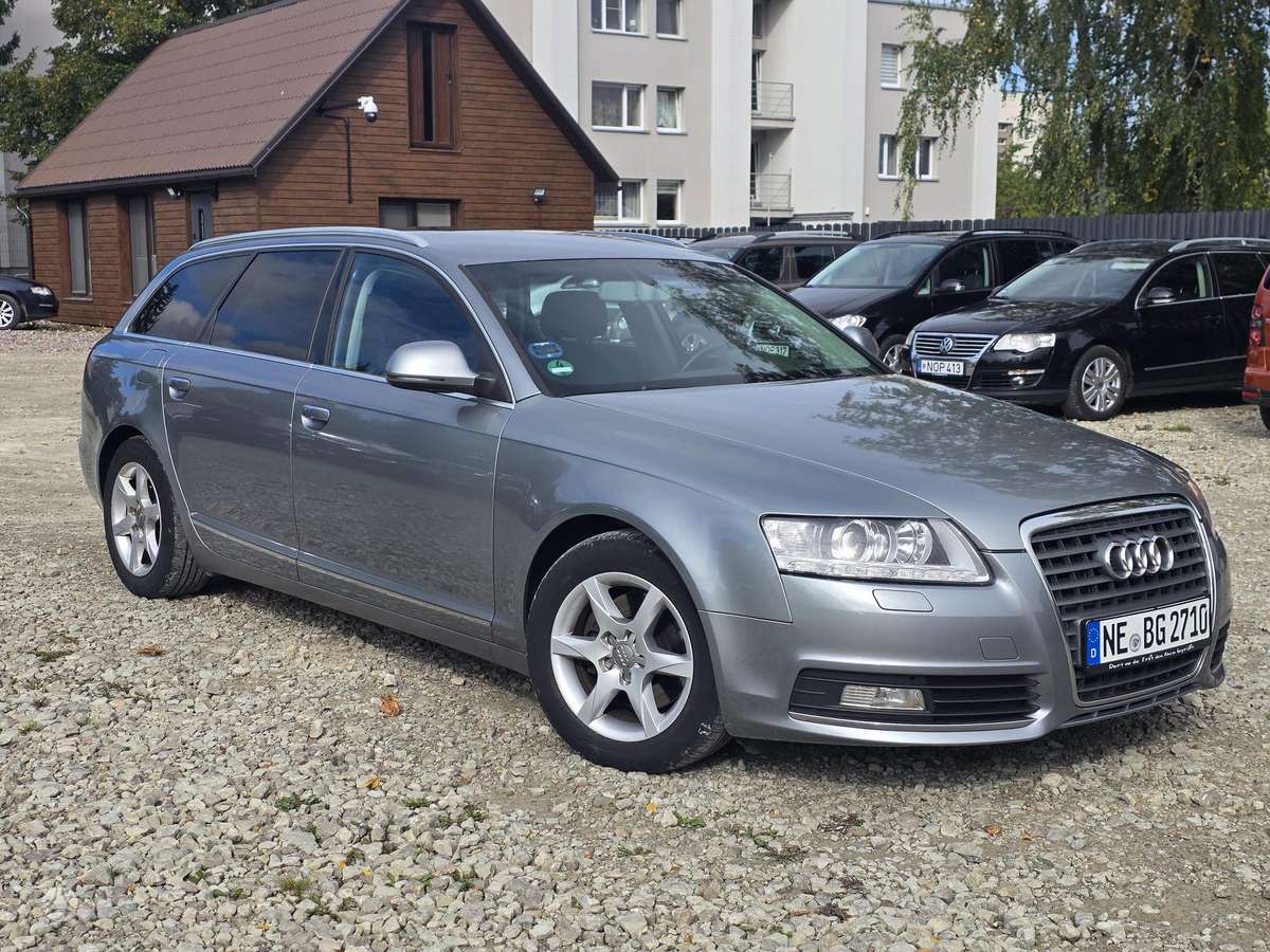 Audi A6 2009 — interior