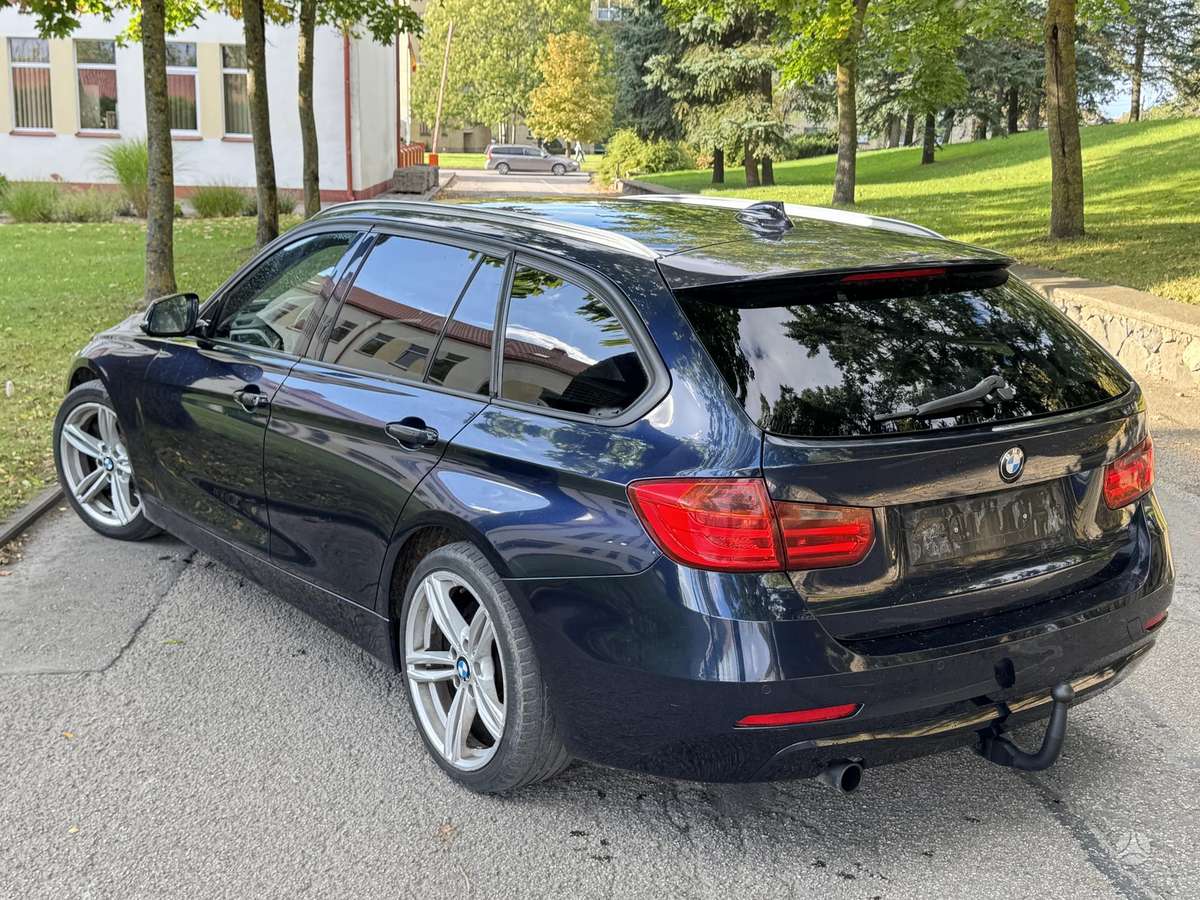 BMW 318 2013 — двигун 1995 cm³, 143 HP (105kW)