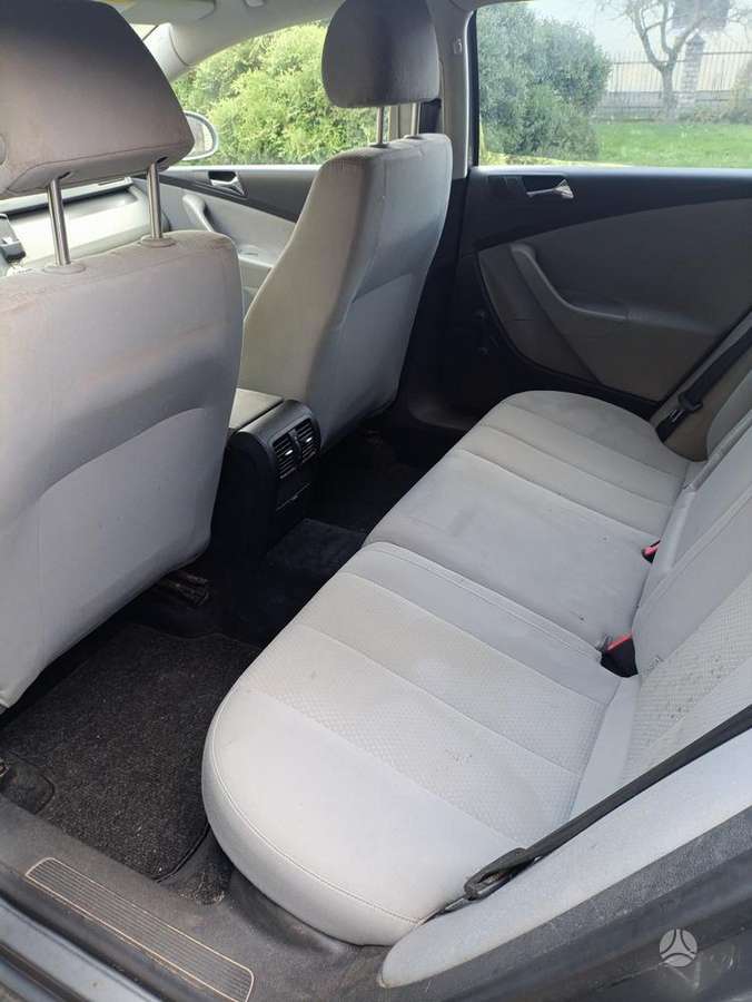 Volkswagen Passat 2006 — photo 7
