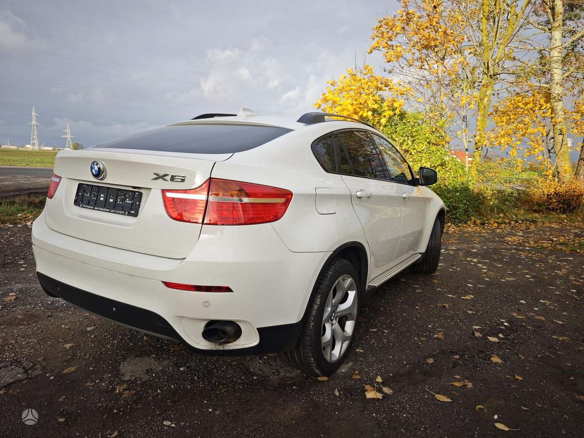 BMW X6 2011 — photo 14