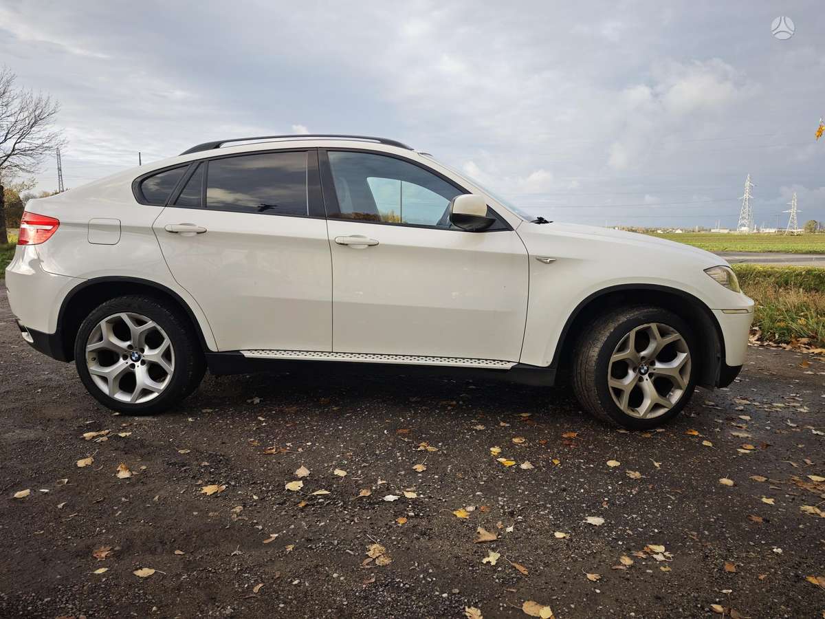 BMW X6 2011 — photo 15