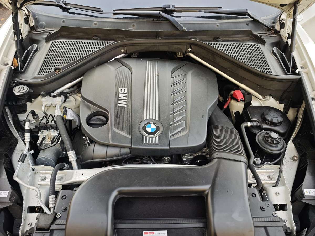 BMW X6 2011 — photo 6