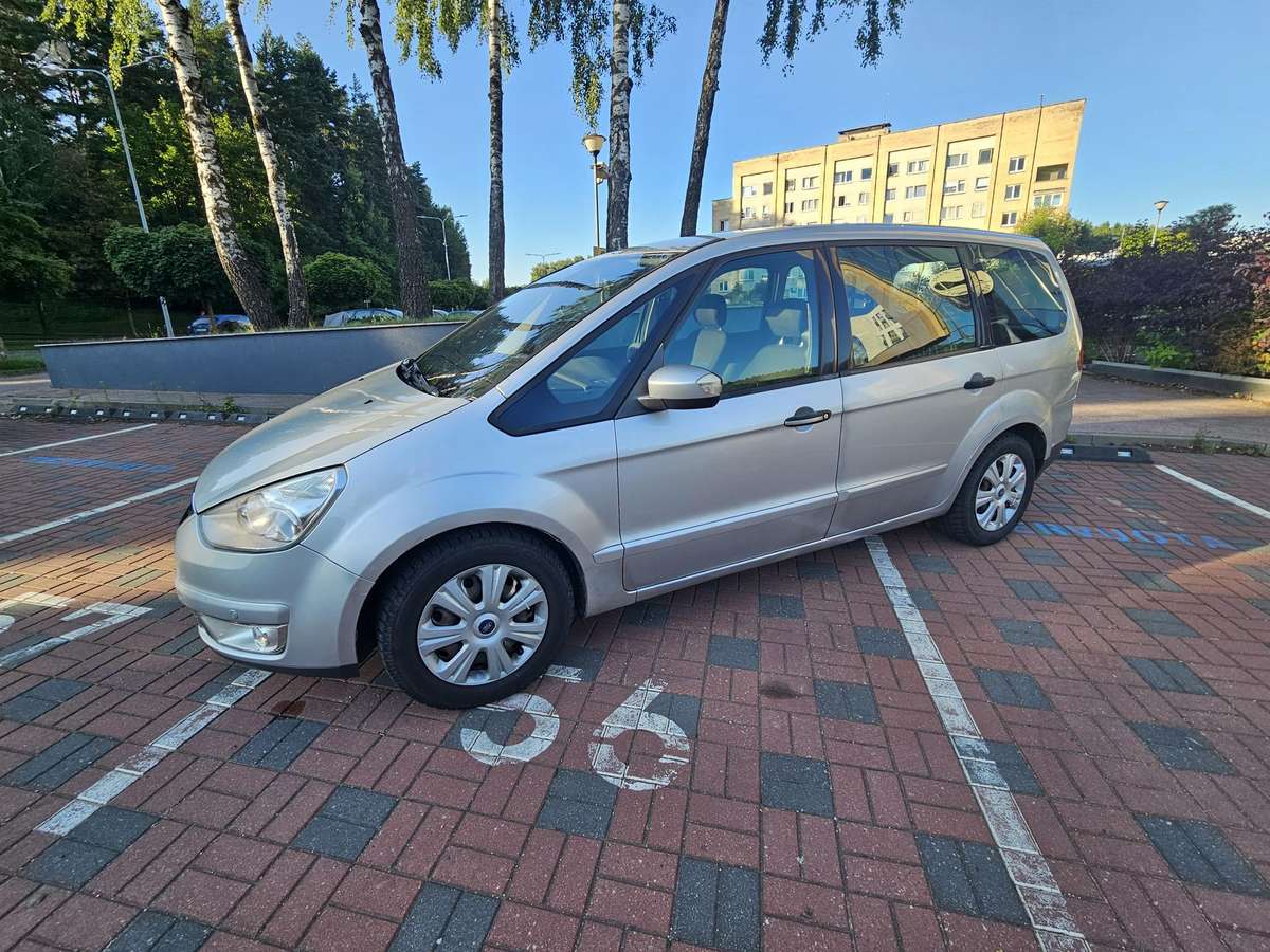 Ford Galaxy 2007 — engine 2000 cm³, 131 HP (96kW)